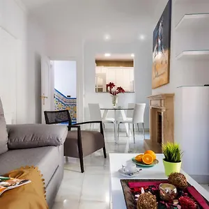 Lux - Sierpes Terrace Apartment
